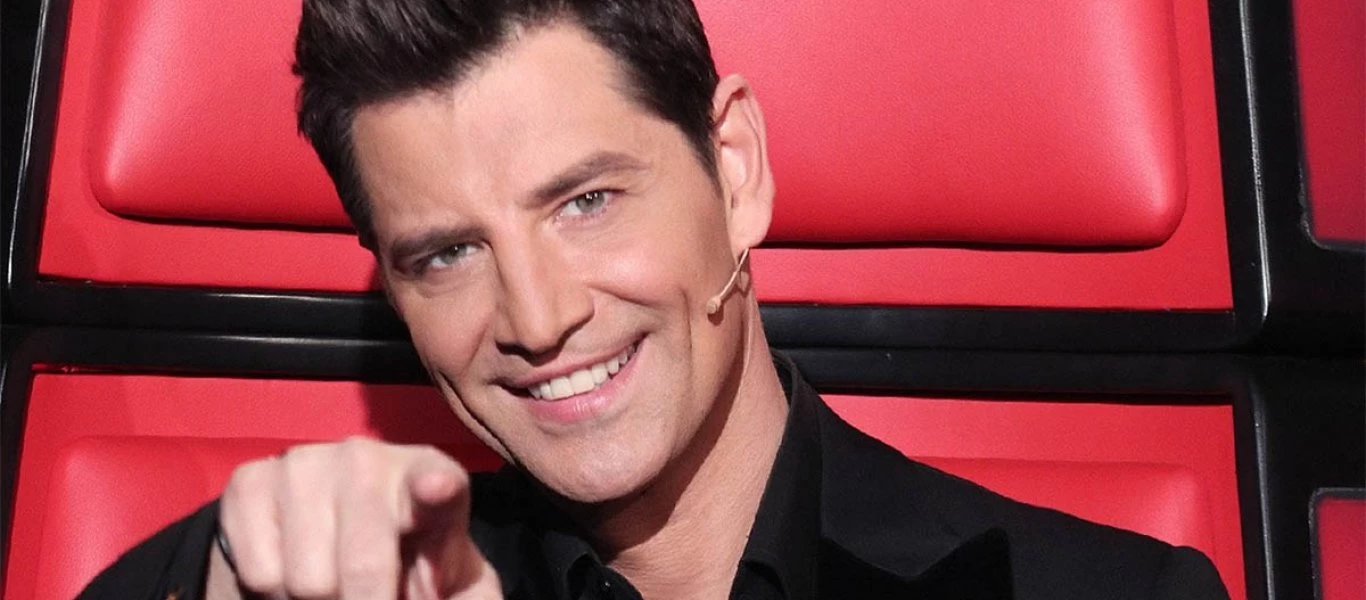 The Voice: Σε δύσκολη θέση βρέθηκε ο Σάκης Ρούβας με παίκτριά του (βίντεο)